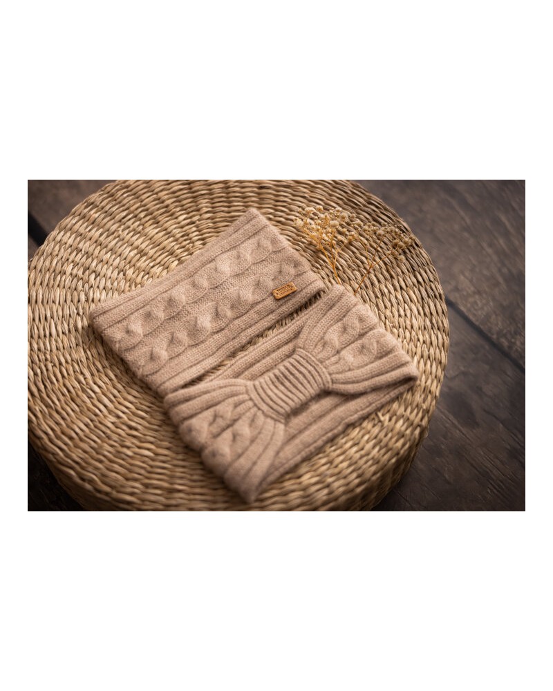 Bandeau en laine de chameau blanc de Mongolie