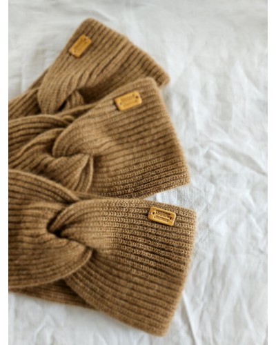 Cache-oreilles  en laine de chameau de Mongolie